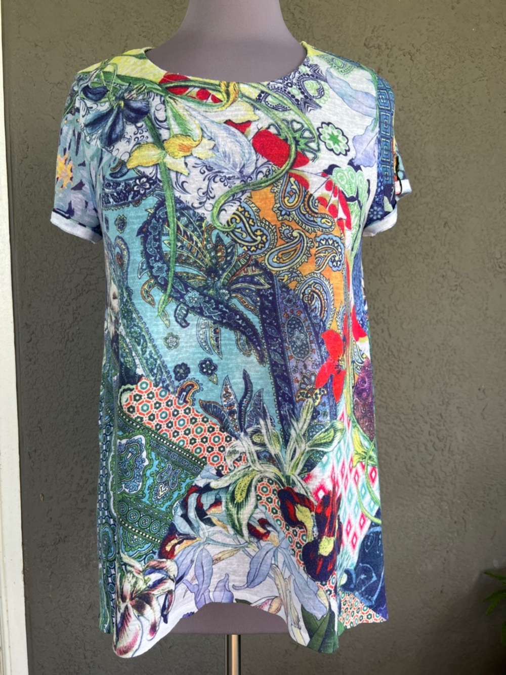 Chico's Multicolor Paisley Floral Short Sleeve Tunic Chico Tag Size 1 (Medium)